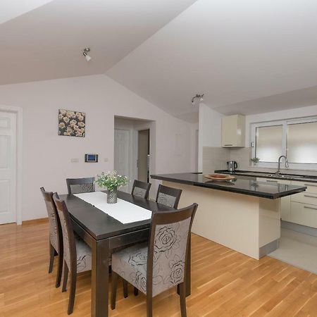 Apartments Naja Makarska Dış mekan fotoğraf