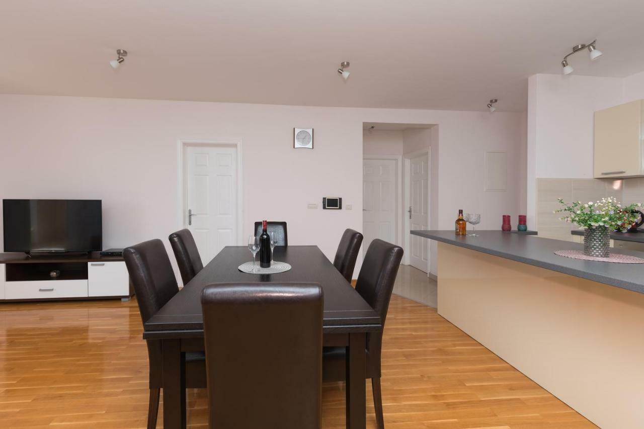 Apartments Naja Makarska Dış mekan fotoğraf