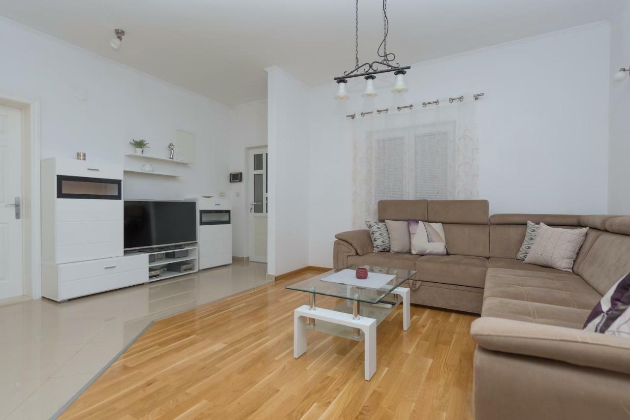 Apartments Naja Makarska Dış mekan fotoğraf